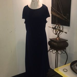 LANE BRYANT WOMAN’ DRESS